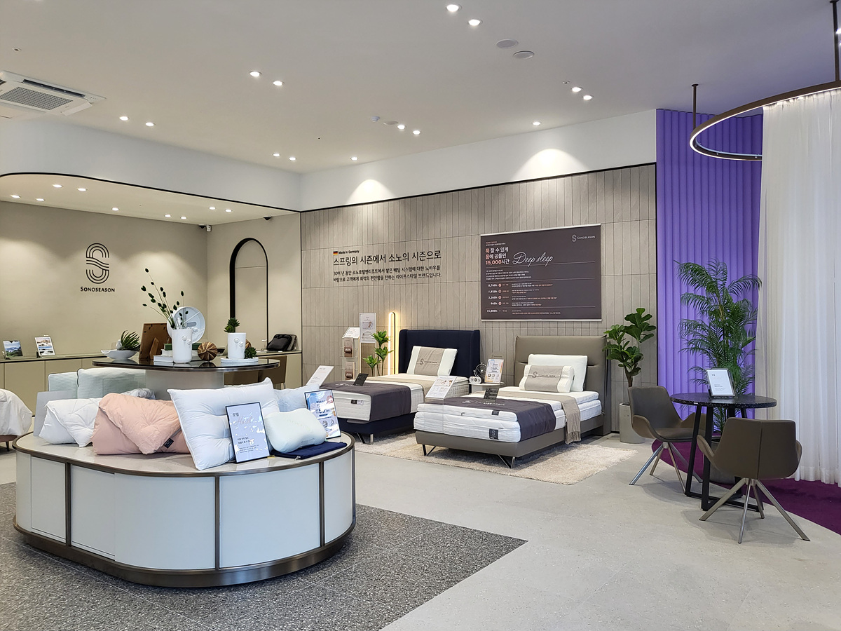 <h5>Results</h5>
- 적극적인 보도추진 및 F/U 통해 미디어 커버리지 지속 상승 추세<br />
- 브랜드 가치 및 역량 메시지 지속 전달 통해 유의미한 커버리지 확대<br />
- 미디어 미팅 증대 통해 브랜드 관심 상승, 업계 주요 사례로 언급되는 사례 증가<br />