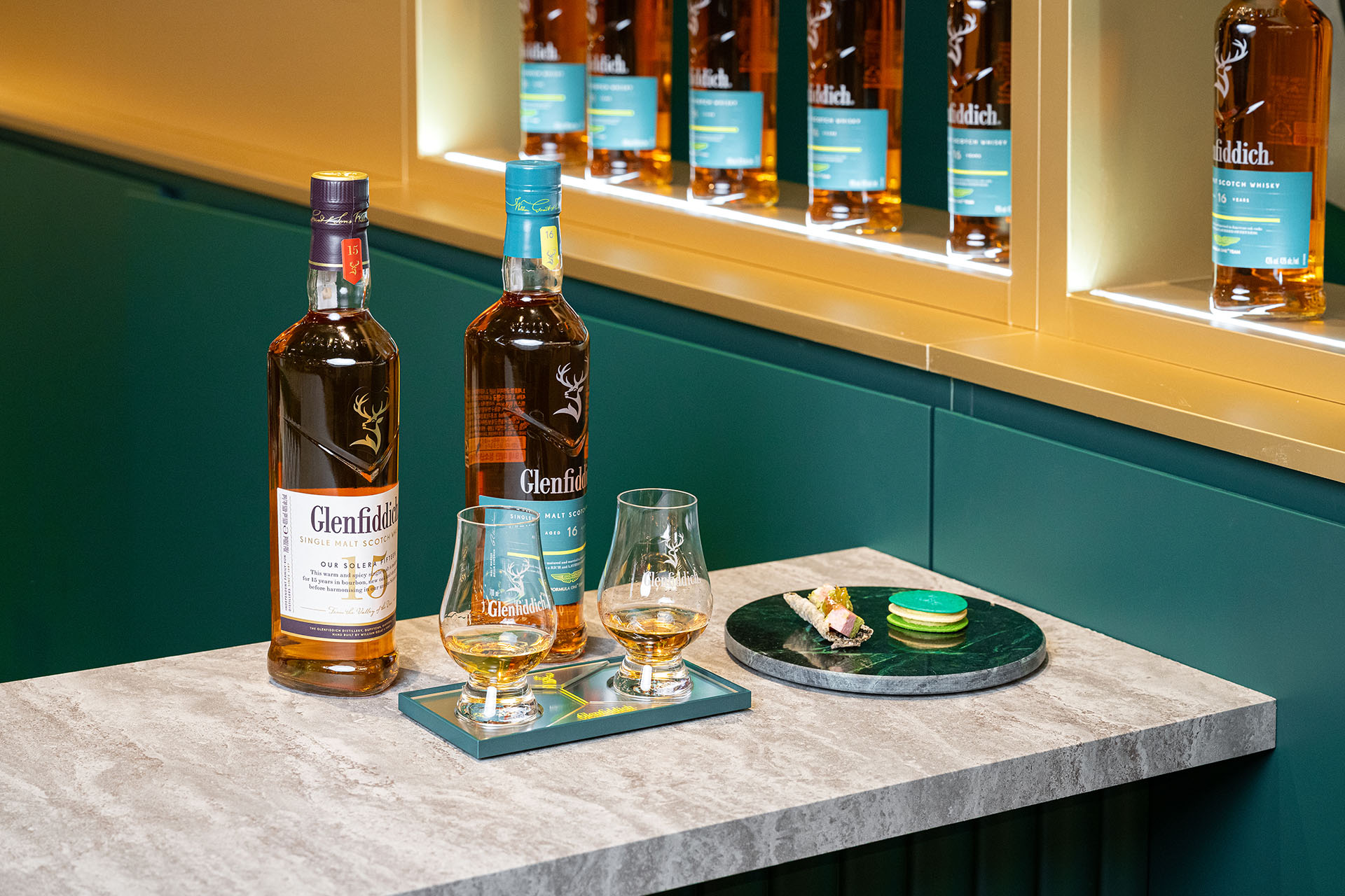 <h5>Results</h5>
- 브랜드 톤앤매너에 부합하는 보도자료 및 기획자료 배포와 셰프 및 셀럽 인터뷰 등 전략적 피칭을 통해 ‘위스키 푸드 페어링’ 메시지 강화 <br />
- 신제품 출시 및 팝업스토어 홍보를 위해 기자간담회, 포토콜 등 다수의 미디어 행사 기획 및 운영 <br />
- 연간 단위의 매거진 AD, ADV 플래닝 및 실행과 지속적인 미디어 네트워킹을 통해 다수의 주요 지면 확보 <br />
- 보그 매거진과 협업한 글렌피딕 유튜브 캠페인을 통해 고감도의 셀럽 비주얼 콘텐츠 제작 <br />
- 탄탄한 미디어 관계 구축과 부정 이슈 관리를 통해 2년간 약 2천 건의 우호적인 미디어 커버리지 확보 <br />