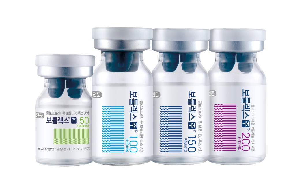 <h5>Solution</h5>
- 휴젤만의 차별화된 기업 및 제품 특장점을 부각한 다각도의 기획앵글 개발로 휴젤 기업과 제품 경쟁력 강조<br />
- 휴젤이 보유하고 있는 다양한 자산 및 미래 성장 동력 강조를 통해 ‘글로벌 메디컬 에스테틱 기업’ 도약을 앞둔 전문 기업 이미지 확산<br /><br /><br /><h5>Results</h5>
- 휴젤이 지닌 다양한 기업 경쟁력을 기반으로 국내 주요 일간지 및 경제지 대상 휴젤 노출 극대화, 긍정적이고 견실한 기업 이미지 구축<br />
- 중국, 유럽, 미국 등 글로벌 시장 진출에 대한 지속적인 기사 노출을 통해 ‘글로벌 기업’ 도약의 기대감 조성<br />
- ‘국내 1위 보툴리눔 톡신’으로서 대표 제품 ‘보툴렉스’ 이미지 견고화